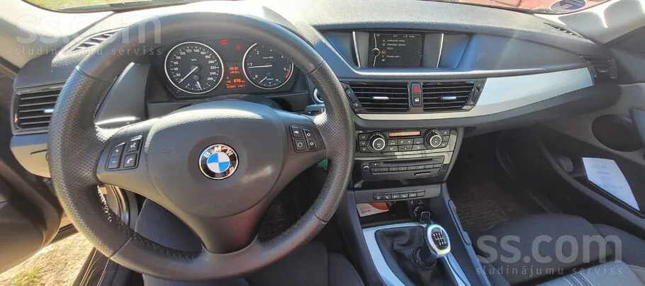 BMW X1 2013 photo 4