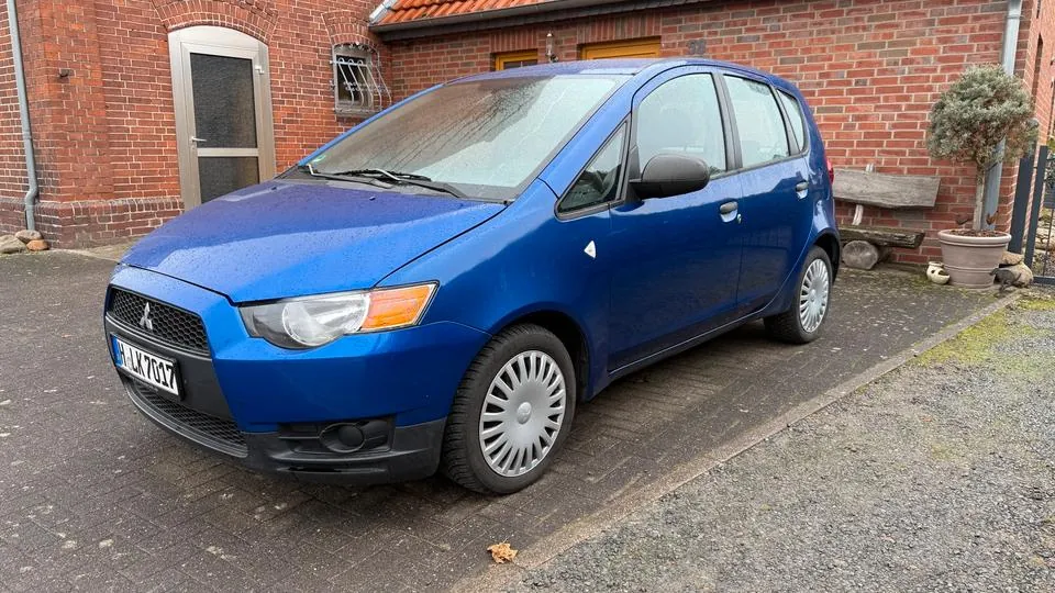 Mitsubishi Colt