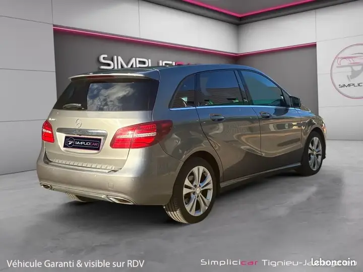 Mercedes-Benz B-Class 2015 photo 5