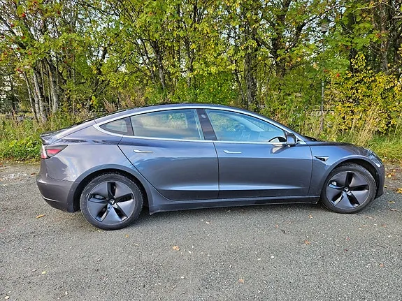 Tesla Model 3 2019 photo 4
