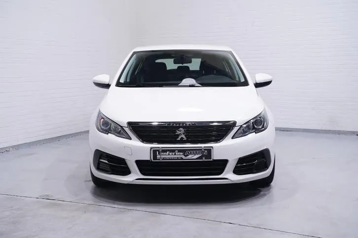 Peugeot 308 2020 photo 2