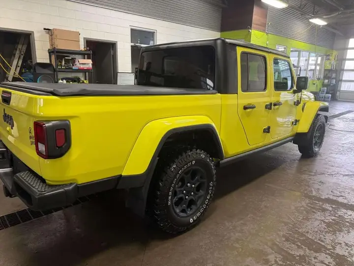 Jeep Gladiator 2023 photo 4