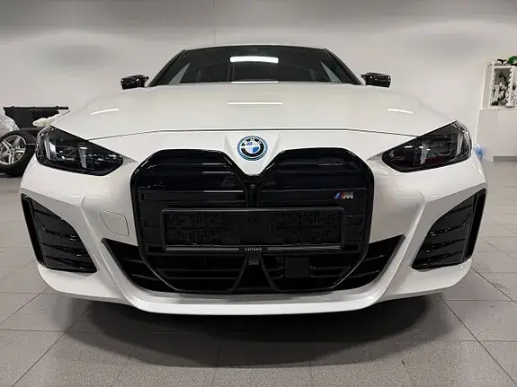 BMW I4 2025 photo 2