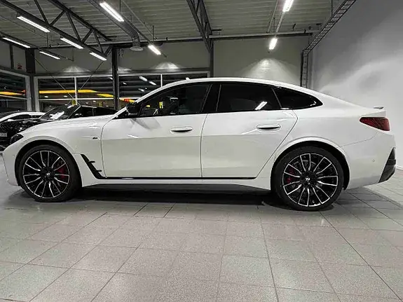 BMW I4 2025 photo 4