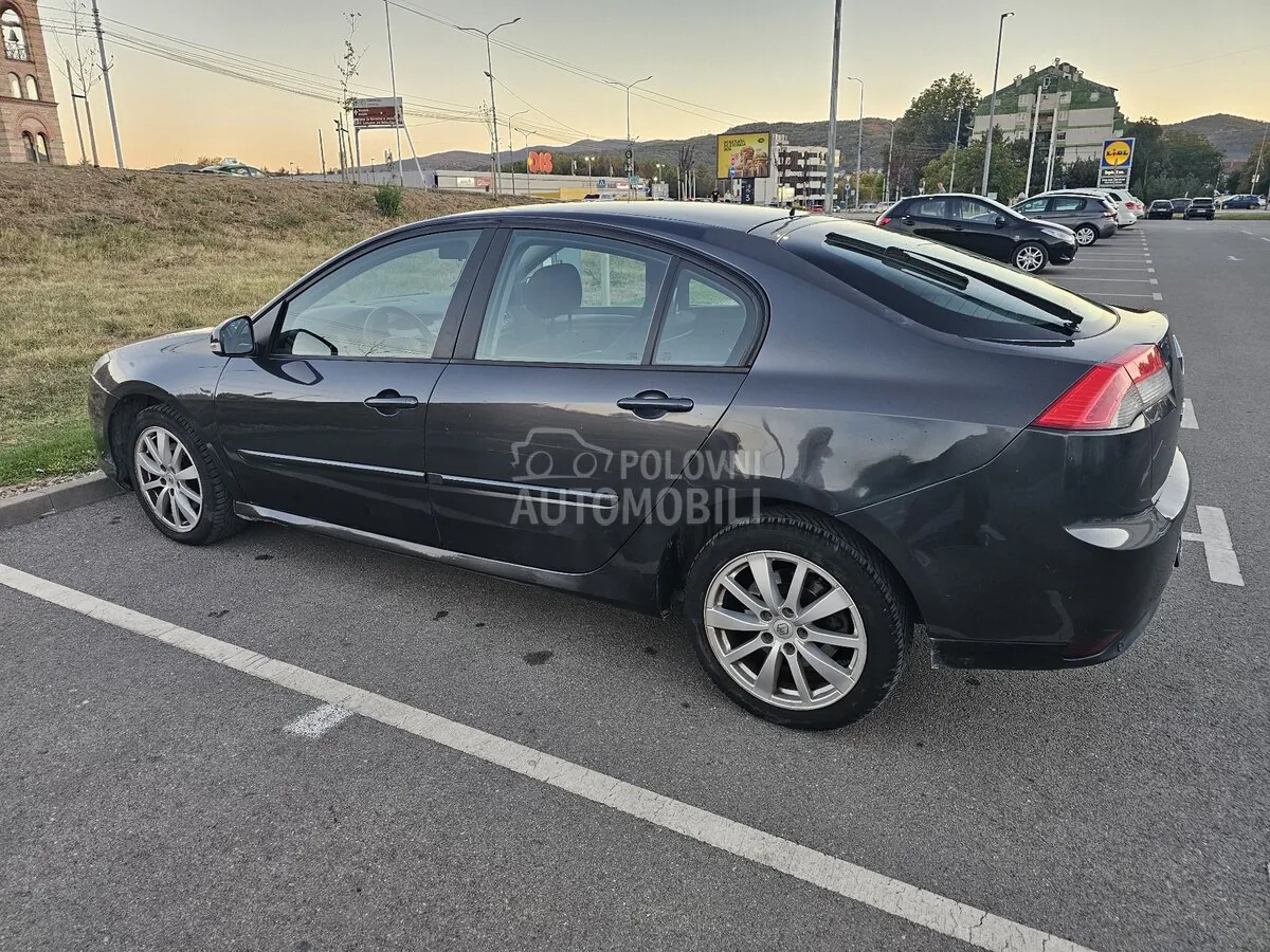 Renault Laguna 2008 photo 2