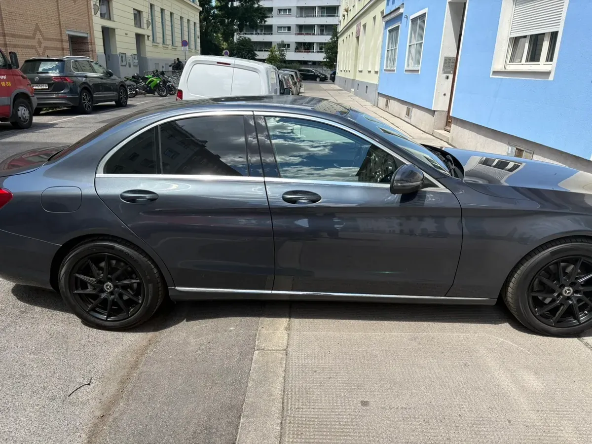 Mercedes-Benz C-Class 2016 photo 3