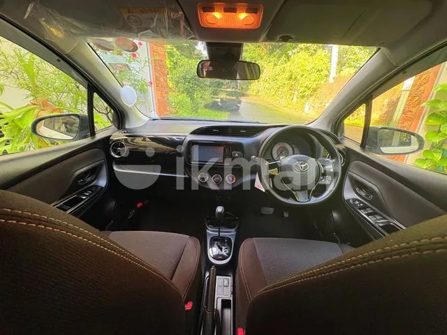 Toyota Vitz 2019 photo 4