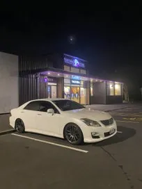 Toyota Crown 2008 photo 2