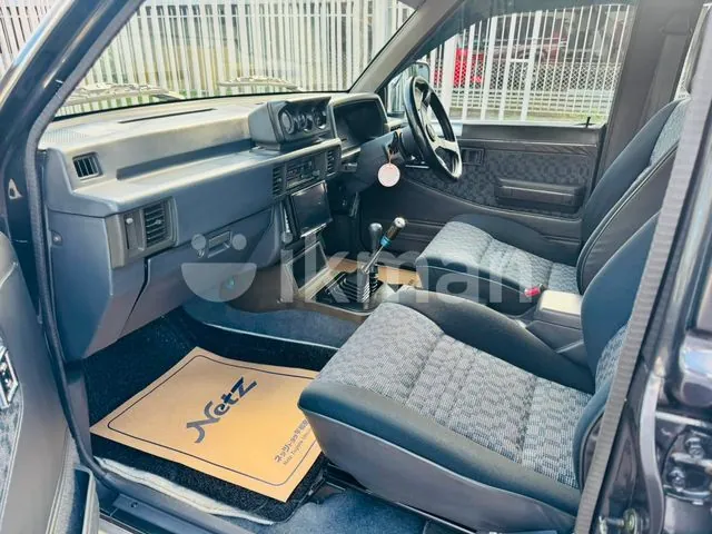 Mitsubishi Strada 1993 photo 5