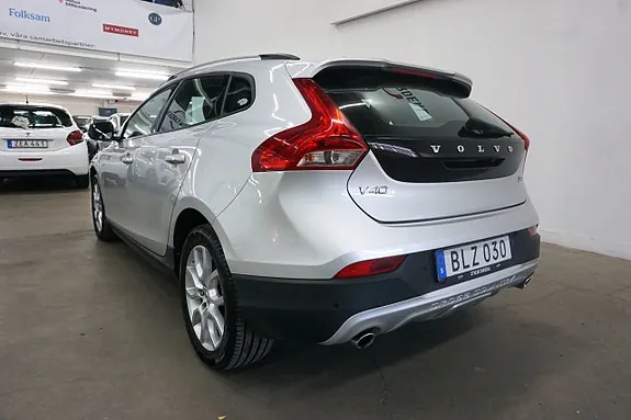 Volvo V40 Cross Country 2017 photo 4
