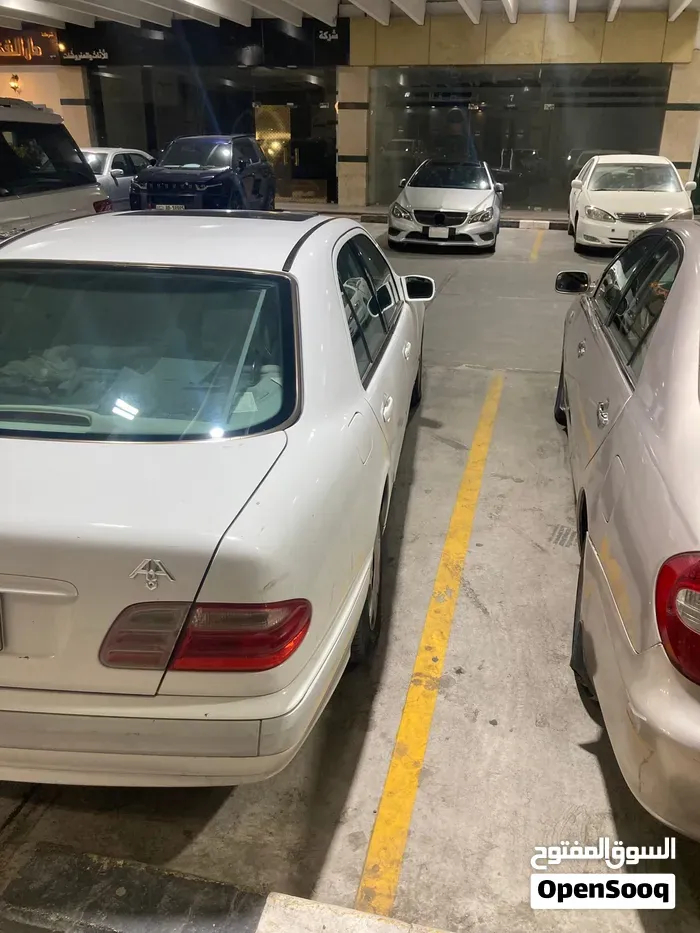 Mercedes-Benz E-Class 2000 photo 4