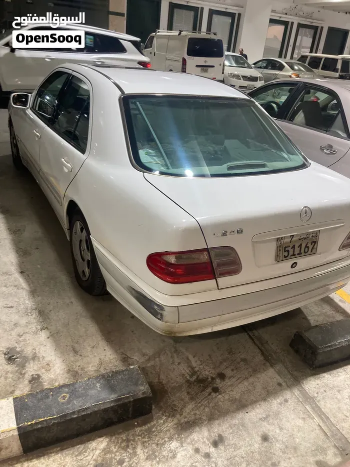 Mercedes-Benz E-Class 2000 photo 3
