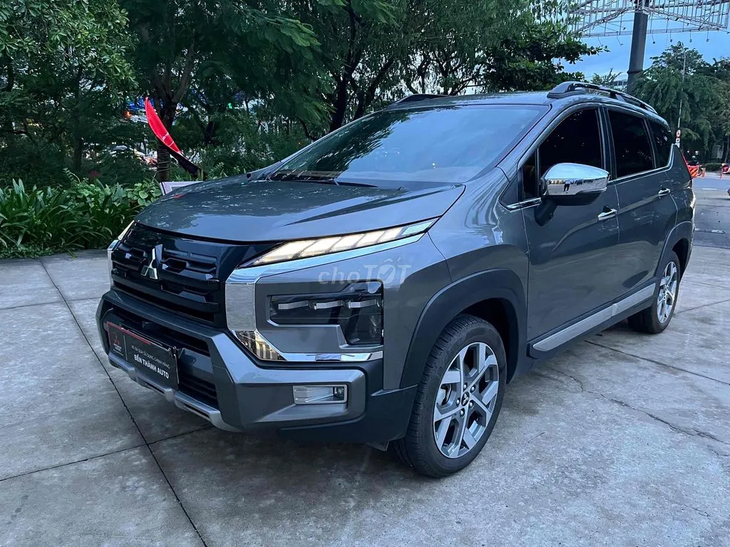 Mitsubishi Xpander Cross