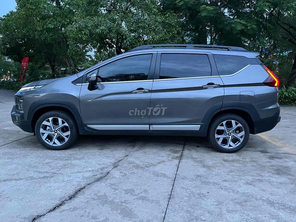 Mitsubishi Xpander Cross 2025 photo 2