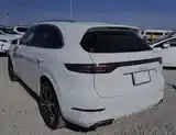 Porsche Cayenne 2022 photo 4