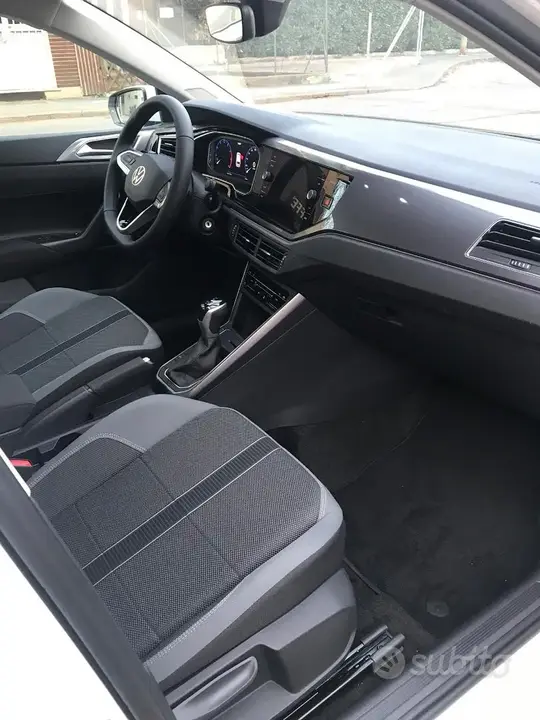 Volkswagen Polo 2024 photo 4