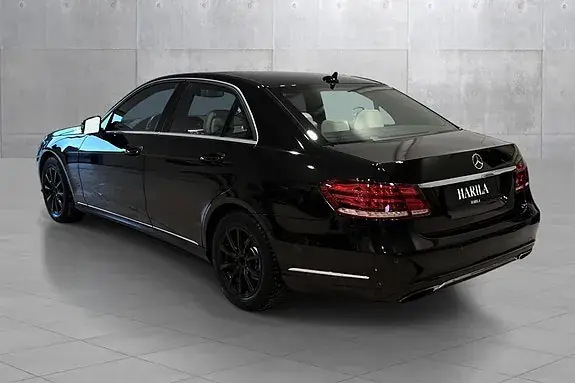 Mercedes-Benz E200 2014 photo 4