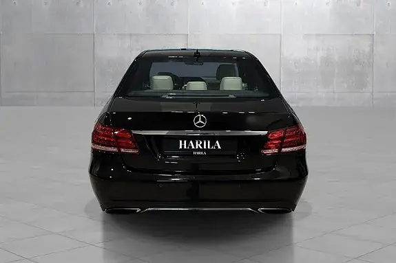 Mercedes-Benz E200 2014 photo 5