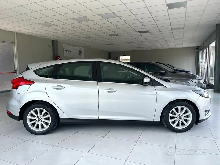 Ford Focus 2015 photo 4