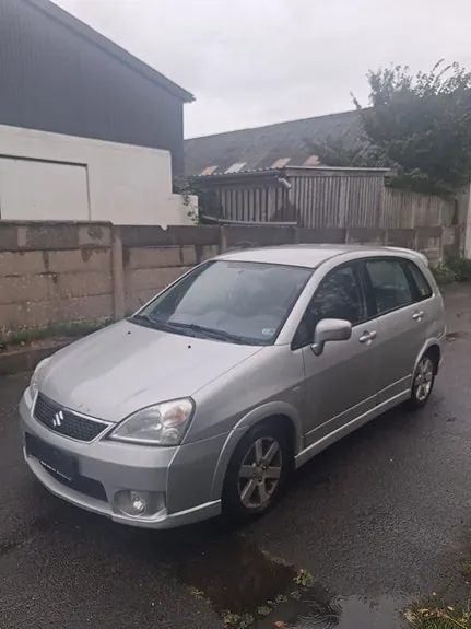 Suzuki Liana 2005 photo 3