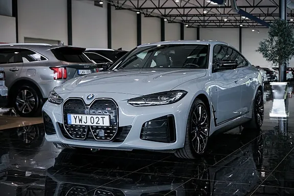 BMW I4