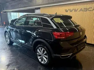 Volkswagen T-Roc 2020 photo 3
