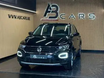 Volkswagen T-Roc 2020 photo 2