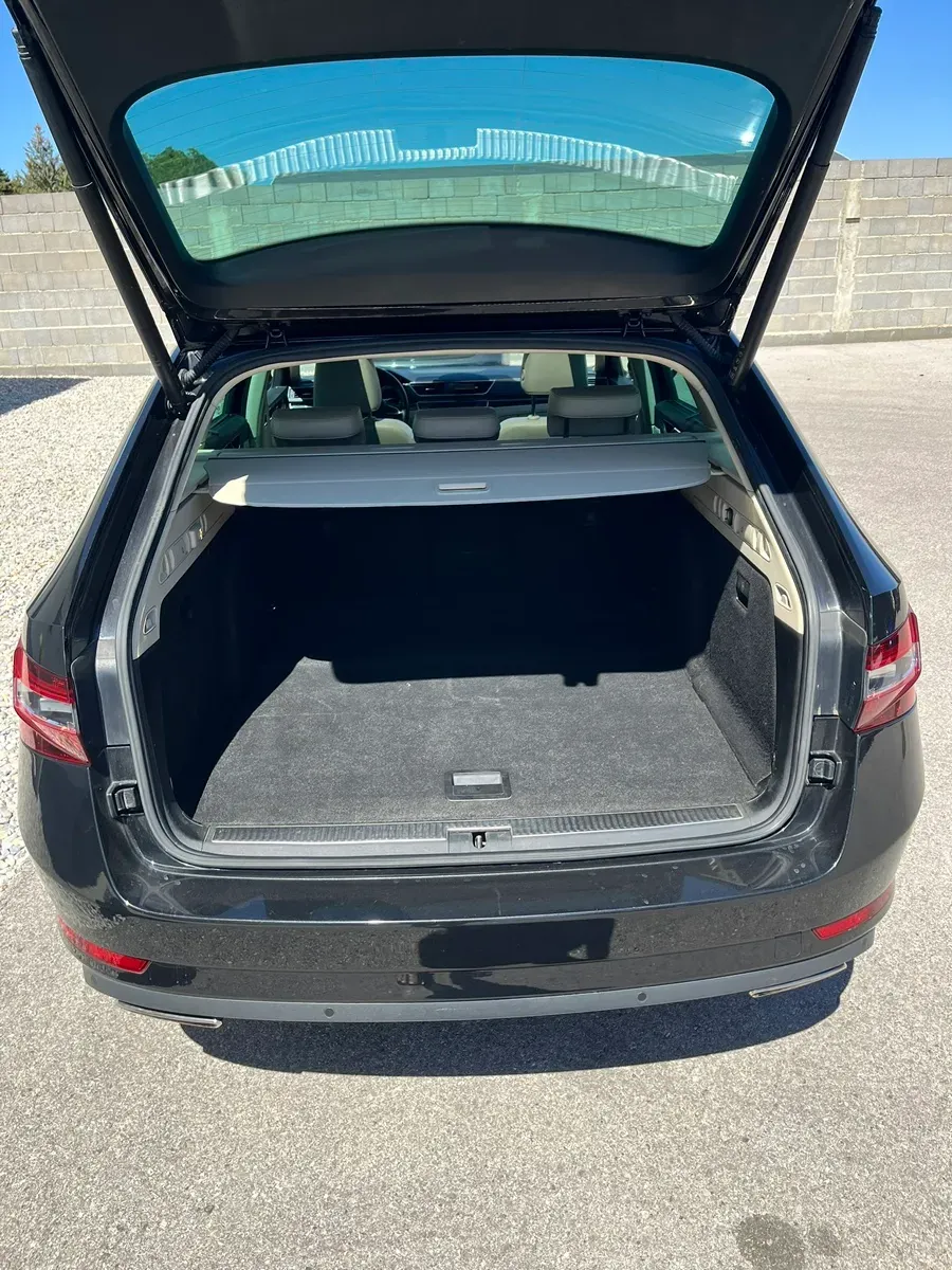 Skoda Superb 2017 photo 3