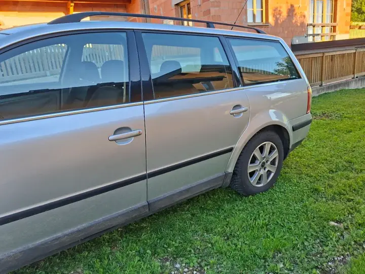 Volkswagen Passat 2002 photo 3