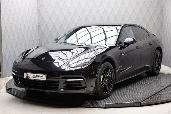Porsche Panamera 4 2017 photo 2
