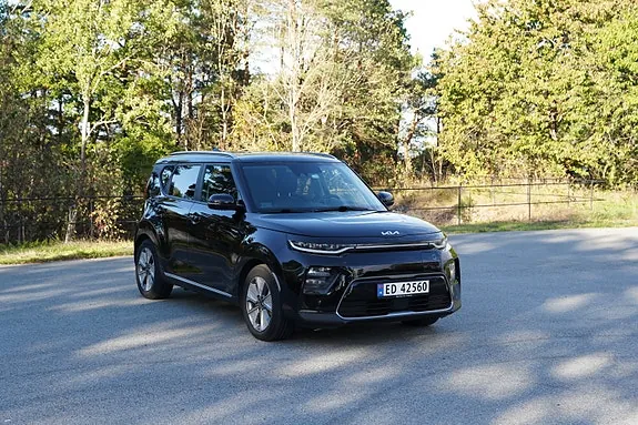 Kia E-Soul 2022 photo 2