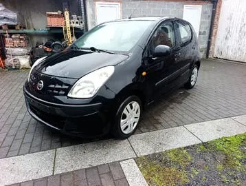 Nissan Pixo
