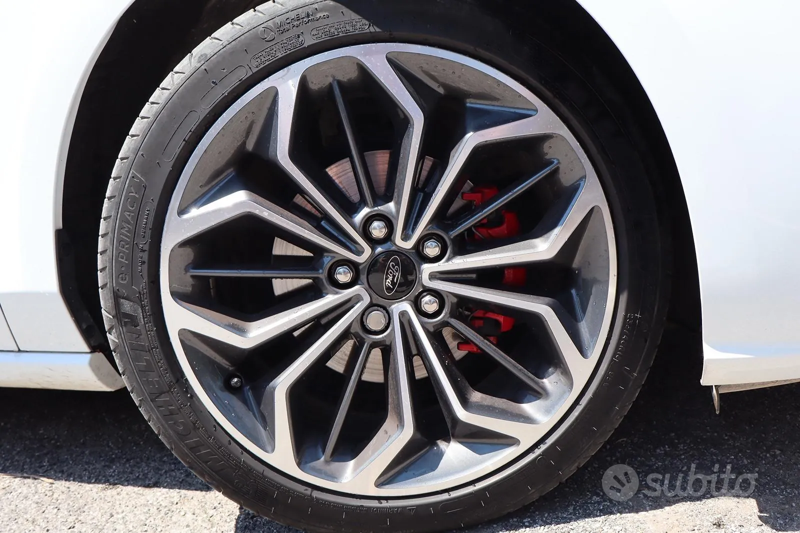Ford Focus 2023 photo 4