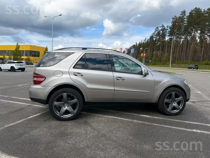 Mercedes-Benz Ml320 2005 photo 4