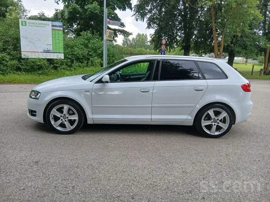 Audi A3 2012 photo 3