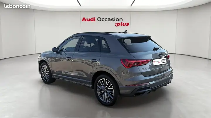 Audi Q3 2023 photo 3