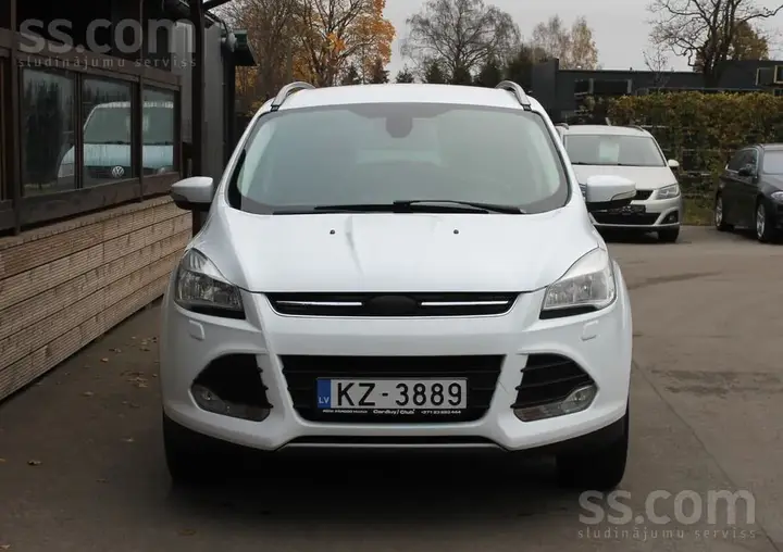 Ford Kuga 2014 photo 2