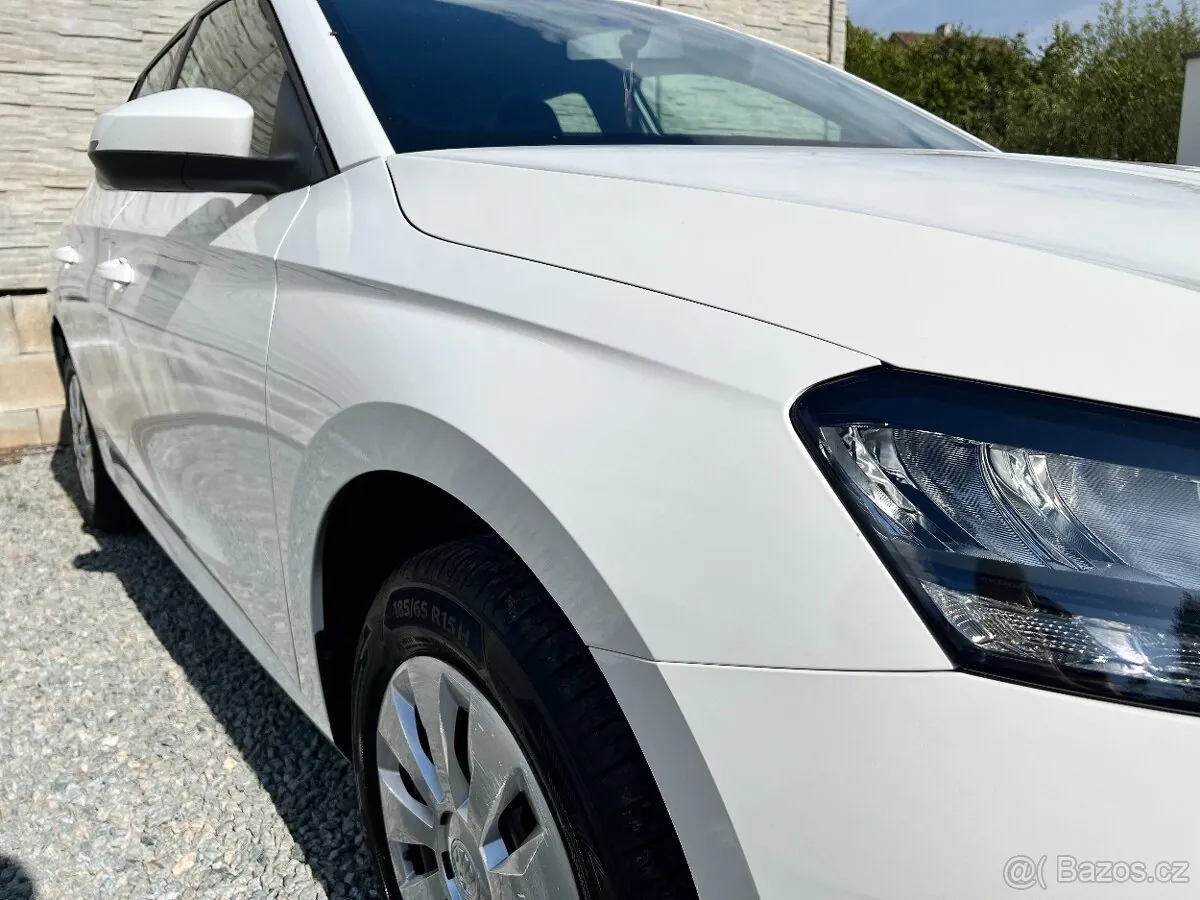Skoda Fabia 2022 photo 4