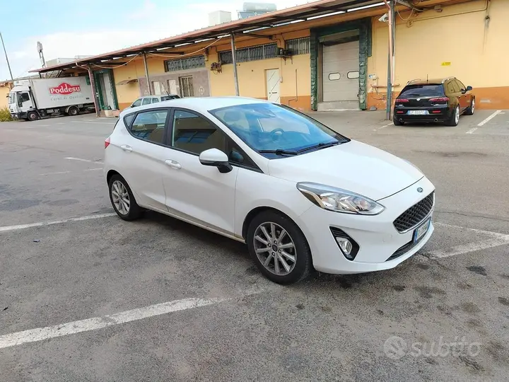 Ford Fiesta 2018 photo 2