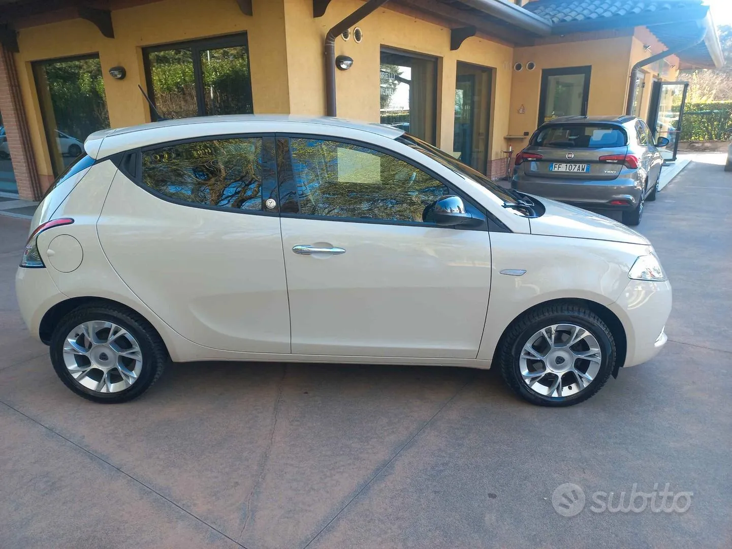 Lancia Ypsilon 2016 photo 4