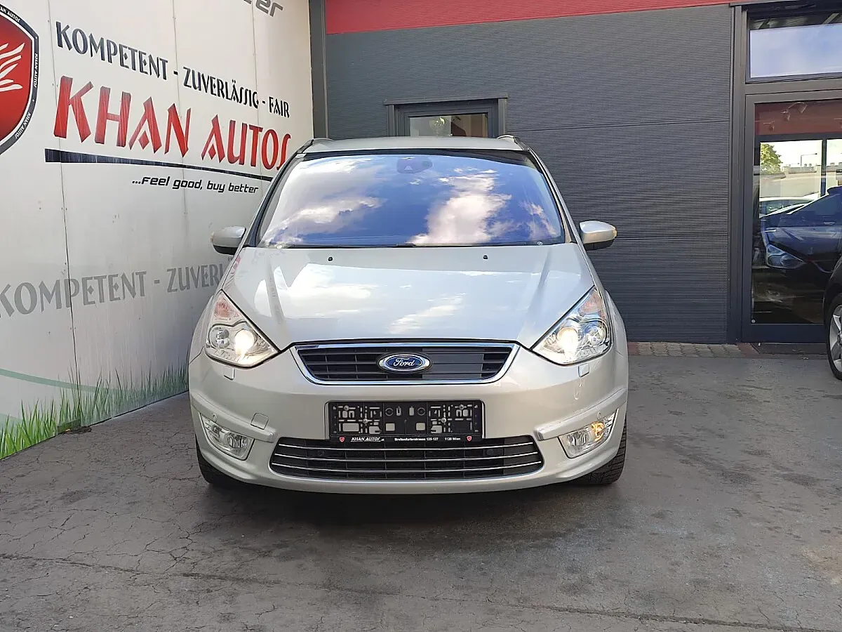Ford Galaxy 2012 photo 2