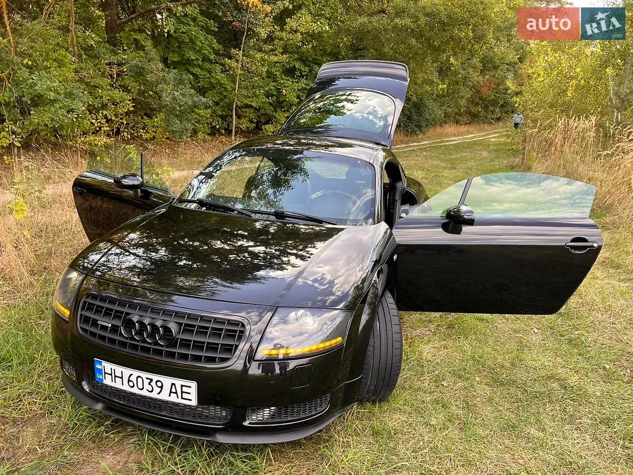 Audi Tt 2002 photo 2