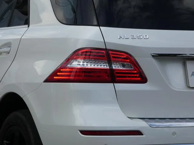 Mercedes-Benz Ml350 Bluetec 4Matic Amg Sports Package 2013 photo 4