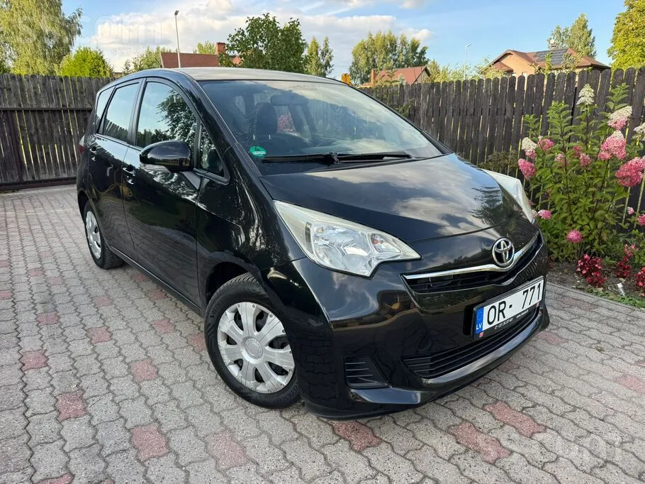 Toyota Verso-S