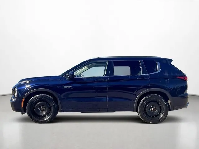 Mitsubishi Outlander 2024 photo 3