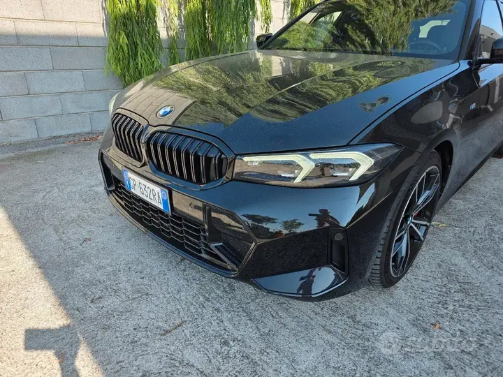 BMW 320D 2023 photo 2