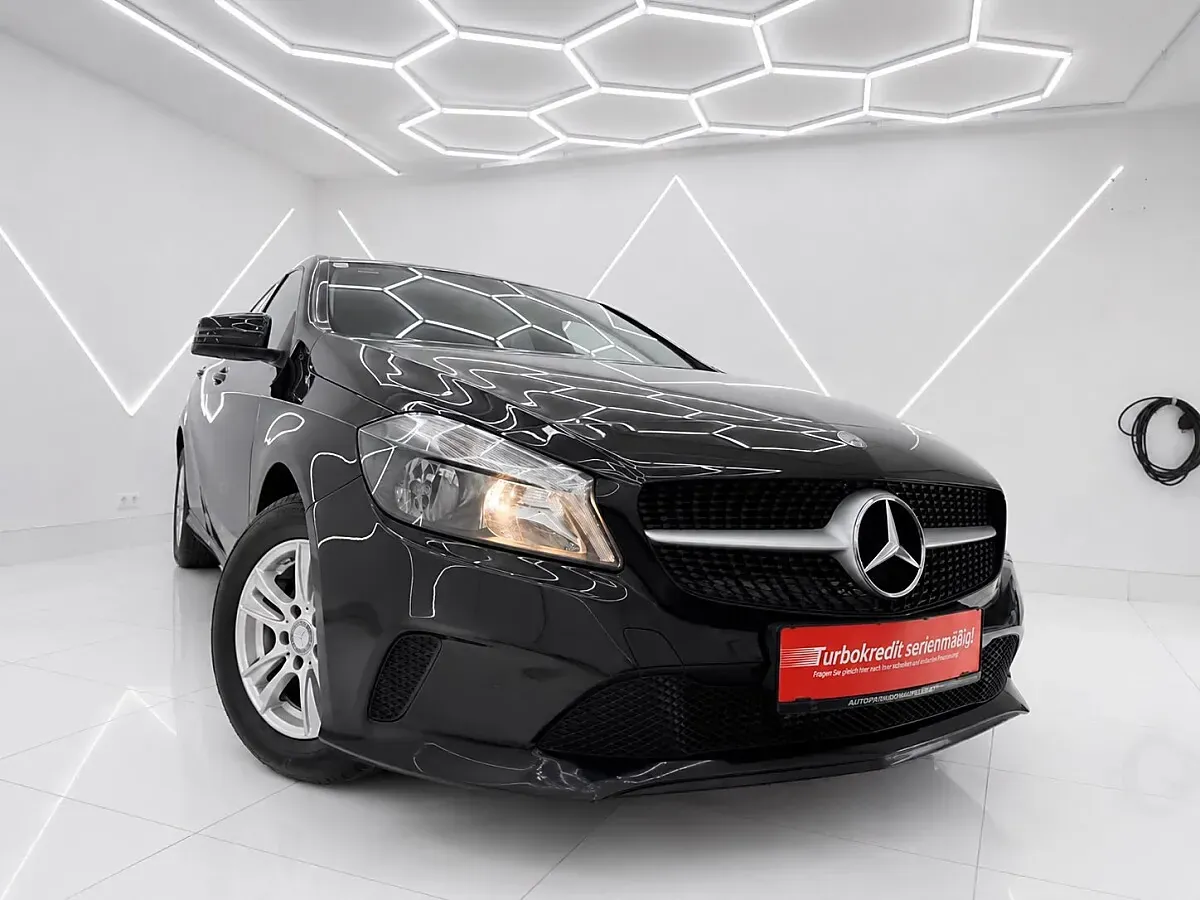 Mercedes-Benz A-Class 2015 photo 3