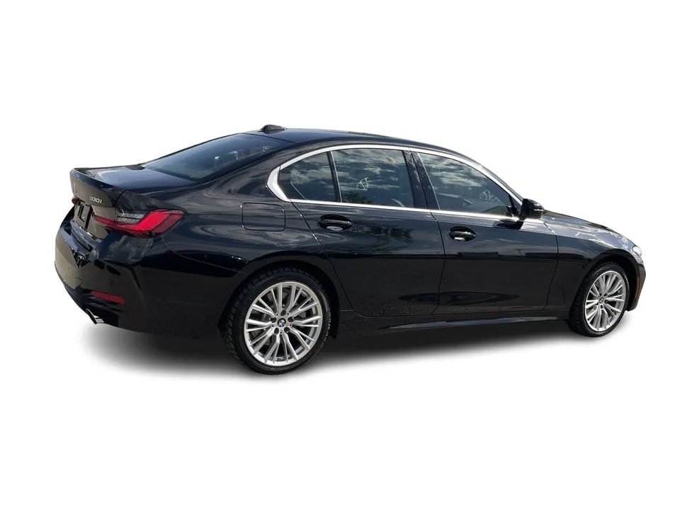 BMW 3 Series 2024 photo 2
