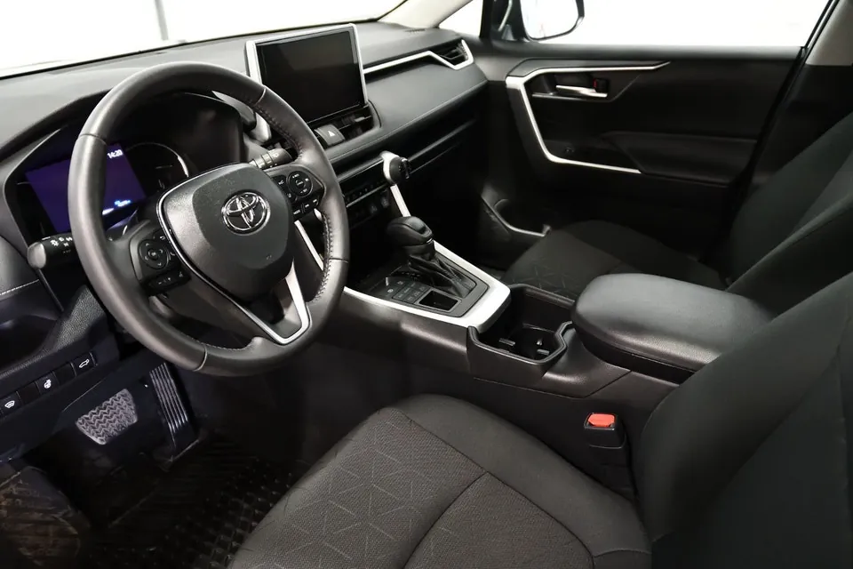 Toyota Rav4 2023 photo 2