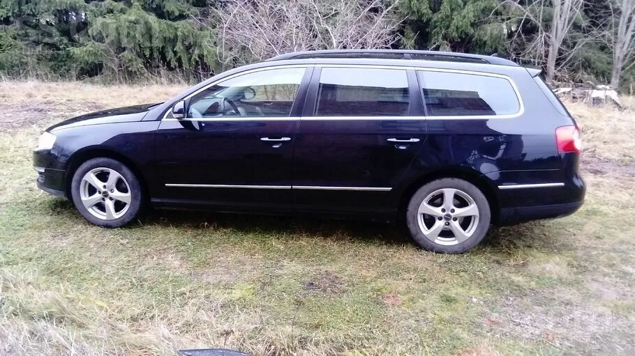 Volkswagen Passat 2009 photo 4